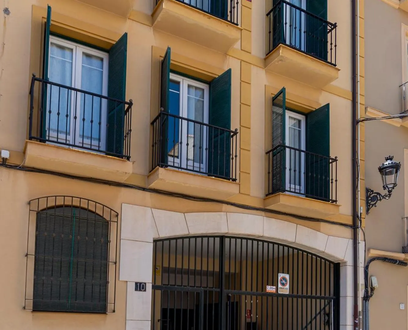 Apartment & Pool In Malaga City Center