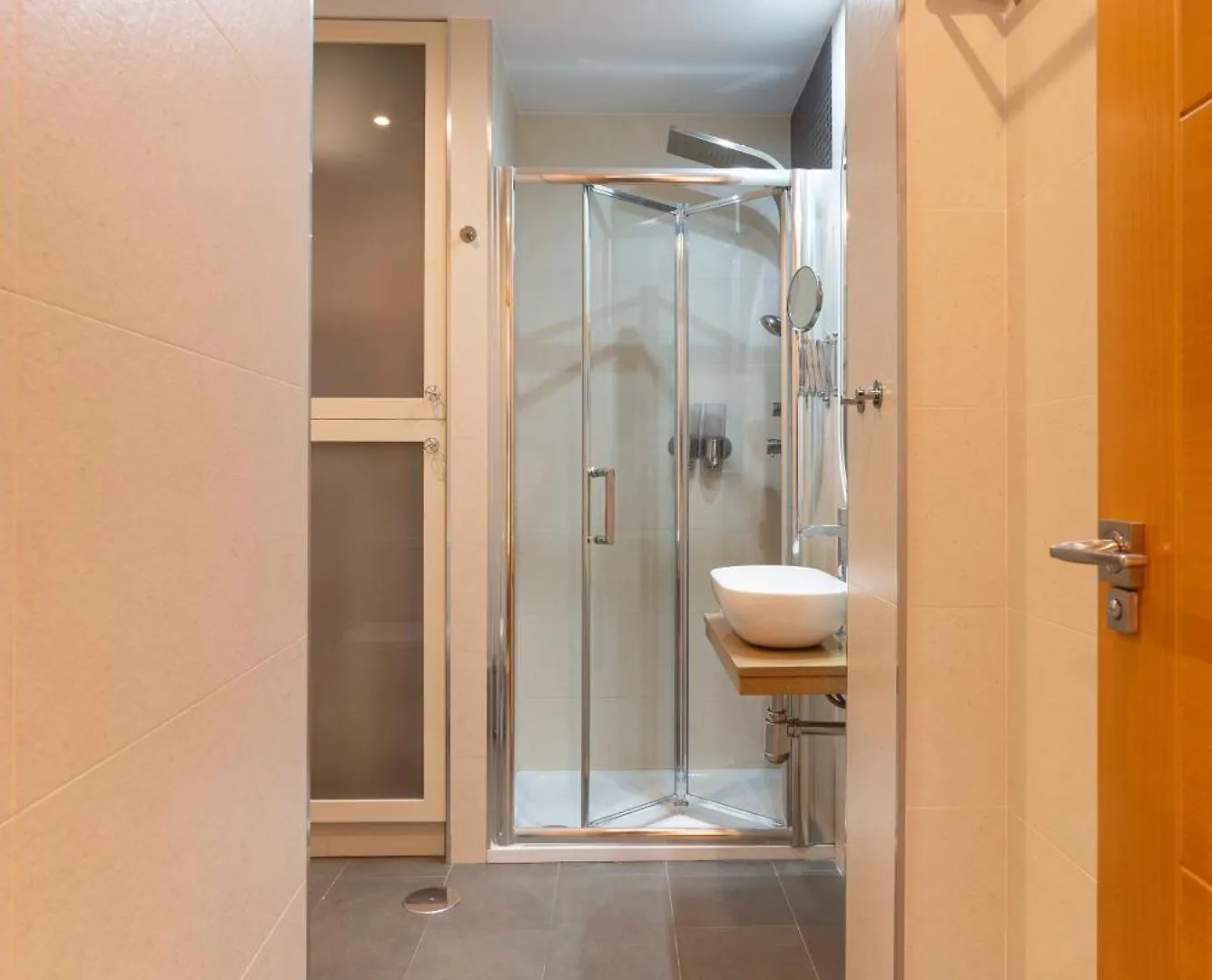 Apartment & Pool In Malaga City Center