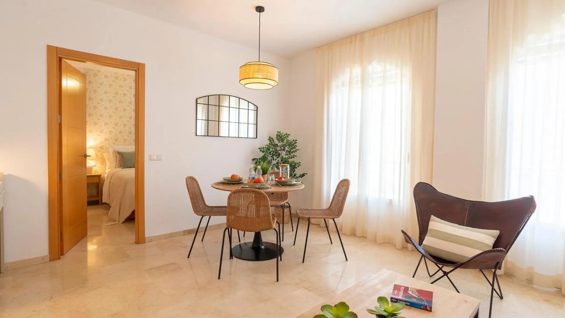Apartment & Pool In Malaga City Center 0*,  Spain
