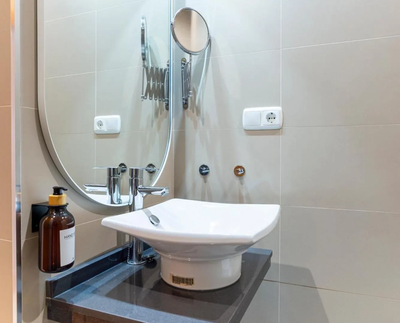 Apartment & Pool In Malaga City Center 0*,  Spain