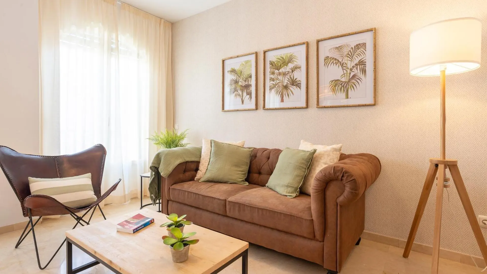 Apartment & Pool In Malaga City Center Spanyolország